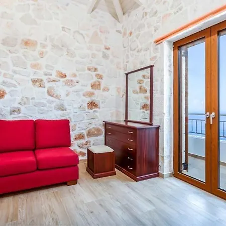 Koroni Sleeps 5 Pool Air Con Wifi Orthoniaí
