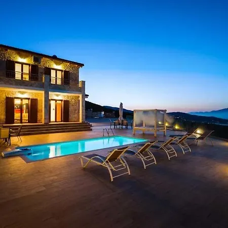 Koroni Sleeps 5 Pool Air Con Wifi * Orthoniaí